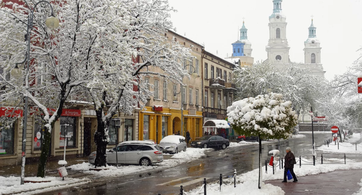 Czy dodatkowe krzesło przy wigilijnym stole naprawdę musi pozostać puste? [Historia Gazetą pisana]