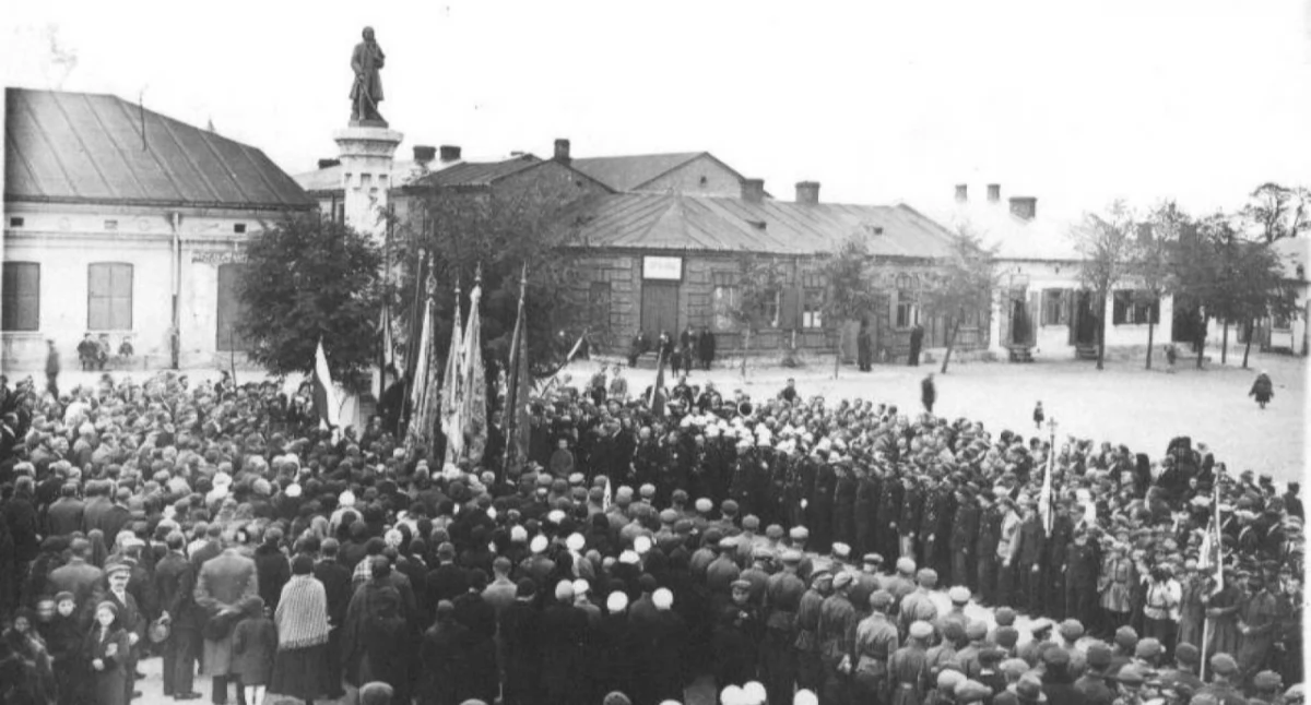 Kamieńsk. Drugie spotkanie wspomnieniowe o żołnierzach AK i KWP w bibliotece
