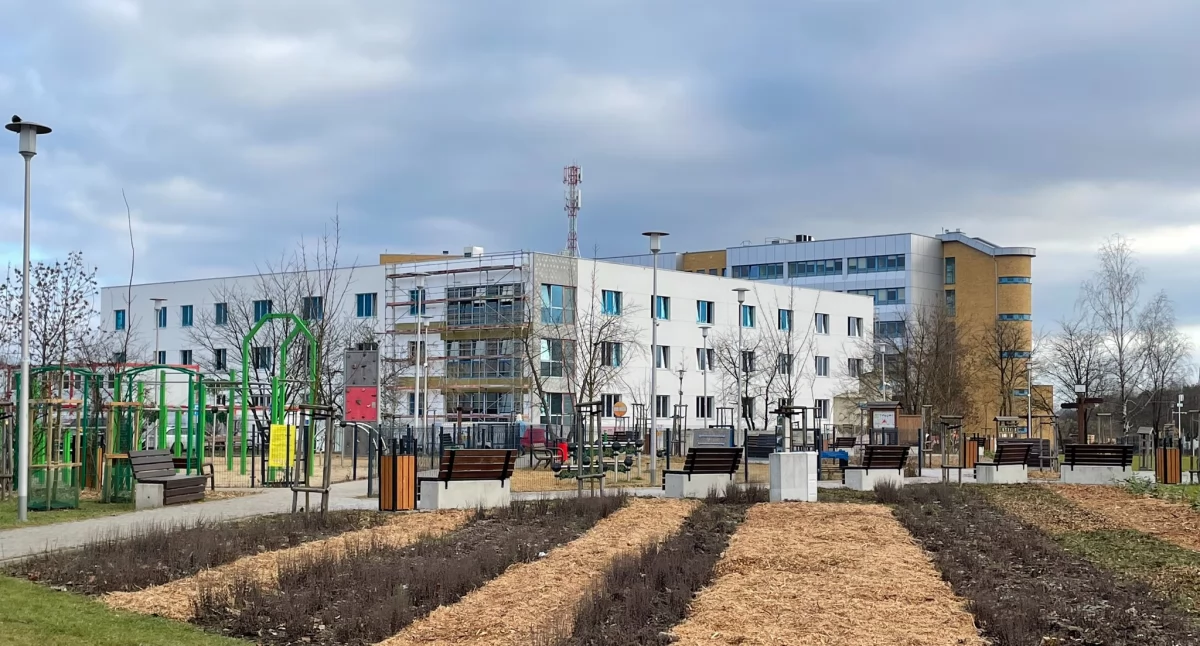 Postępy na placu budowy Zakładu Pielęgnacyjno-Opiekuńczego i Oddziału Geriatrycznego radomszczańskiego szpitala