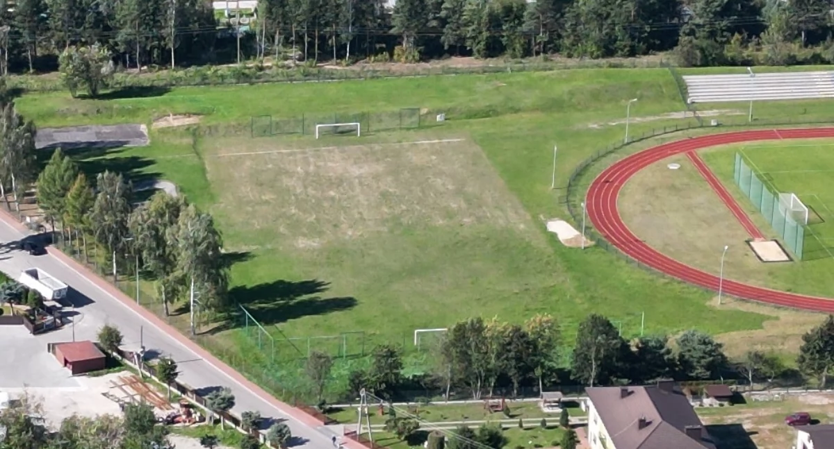 Burmistrz Kamieńska planuje sztuczne boisko i duży remont stadionu Świtu