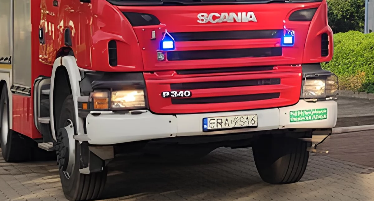 Cztery zastępy straży pożarnej gasiły pożar kotłowni w jednym z domów w Ładzicach