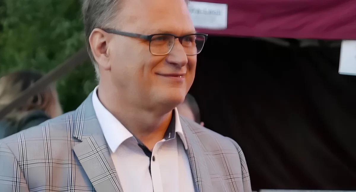 [News GR] Jest wniosek o podwyżkę dla prezydenta Ferenca. Ma zarabiać 21.170 zł brutto, trzy tysiące więcej niż dziś