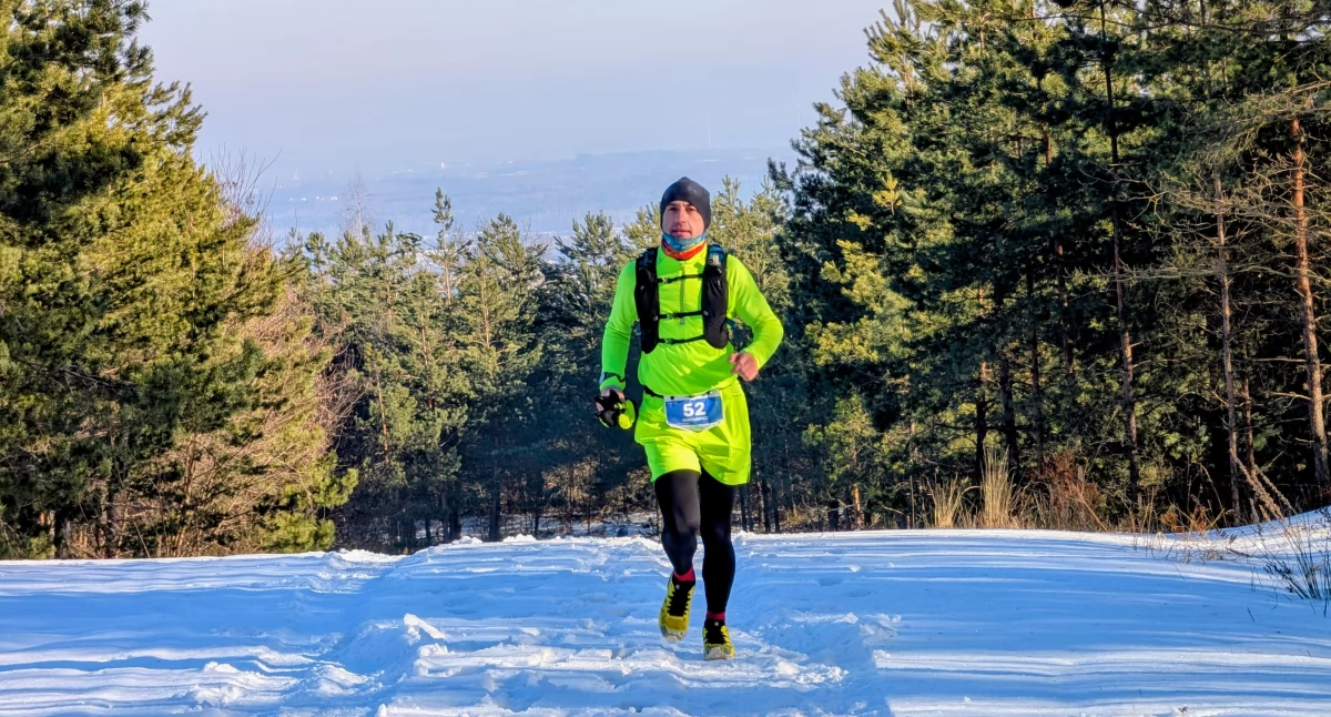 Kamieńsk Trail 2026. Było zimno, było biało, było wymagająco. Tak jak lubią biegacze
