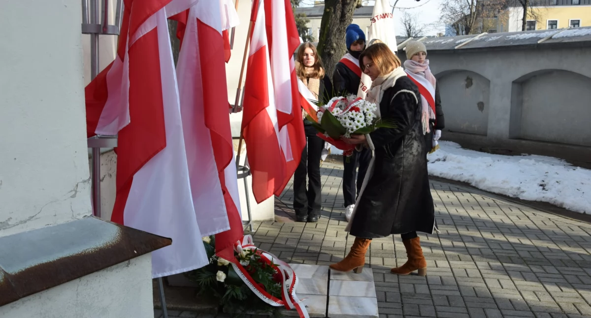 163. rocznica wybuchu Powstania Styczniowego. Złożono kwiaty pod Krzyżem Powstańczym
