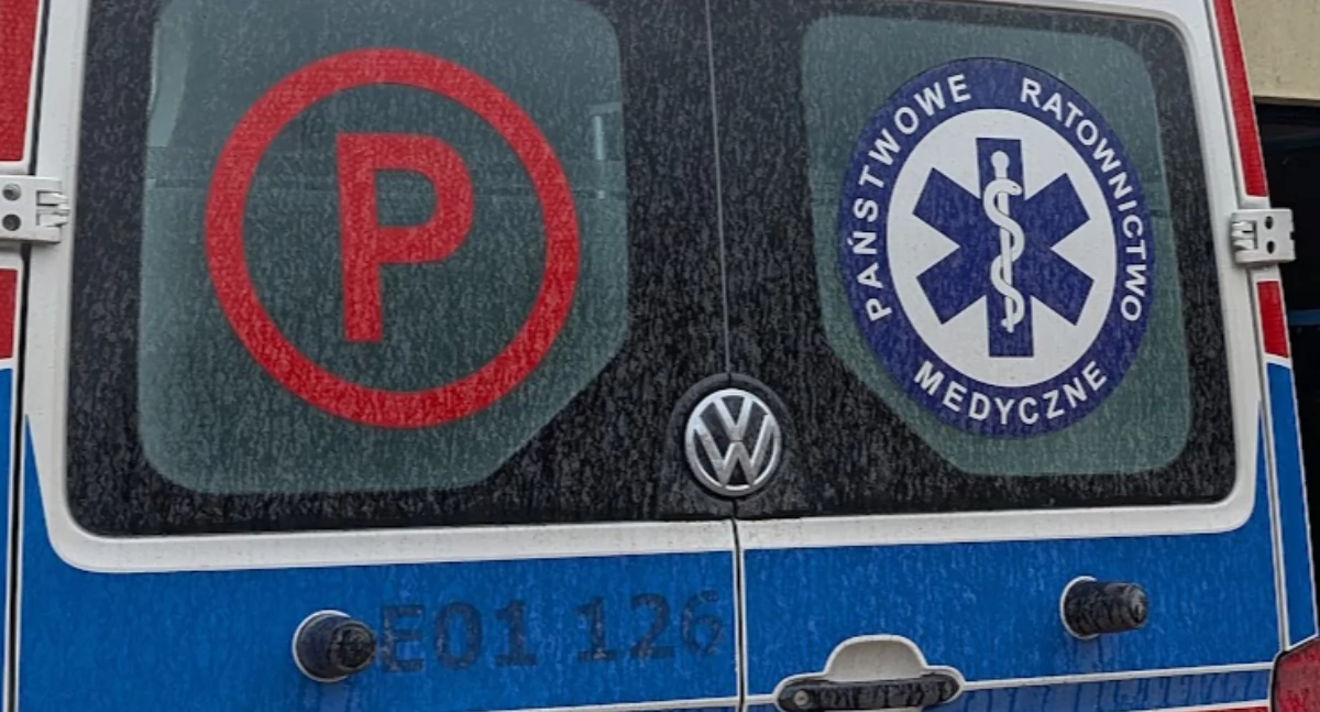 Strażacy wezwani do domu na ulicę Żwirki. Kobieta spadła ze schodów
