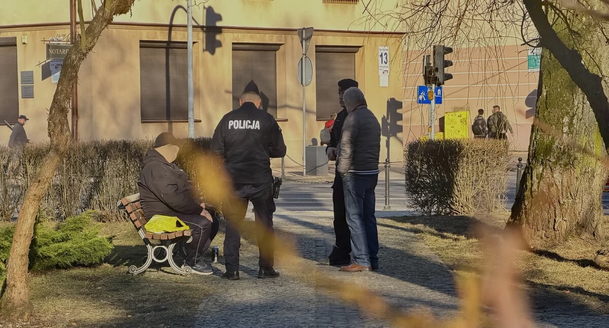 Aspirant Kaczmarek: - Na ulicach Radomska można spotkać więcej policyjnych patroli