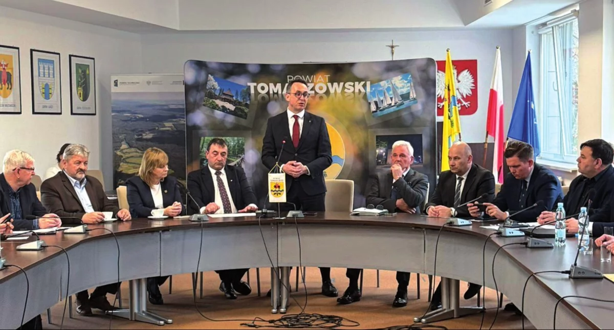 Współpraca i rozwój - Konwent Gmin Powiatu Tomaszowskiego w Starostwie Powiatowym