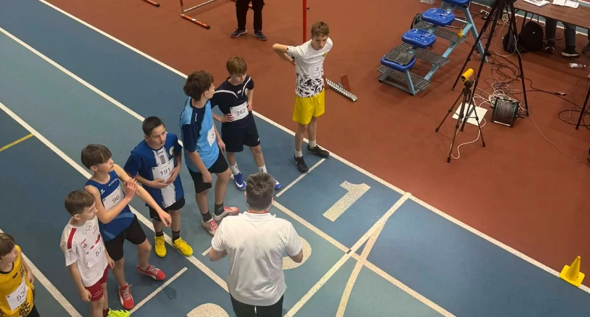 Trzy medale zawodników Athletics Team Radomsko na halowych mistrzostwach w Spale