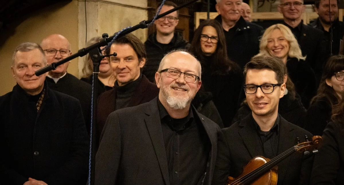 Pasja wg św. Mateusza w kolegiacie św. Lamberta z muzyką Piotra Grabasa [Koncert]