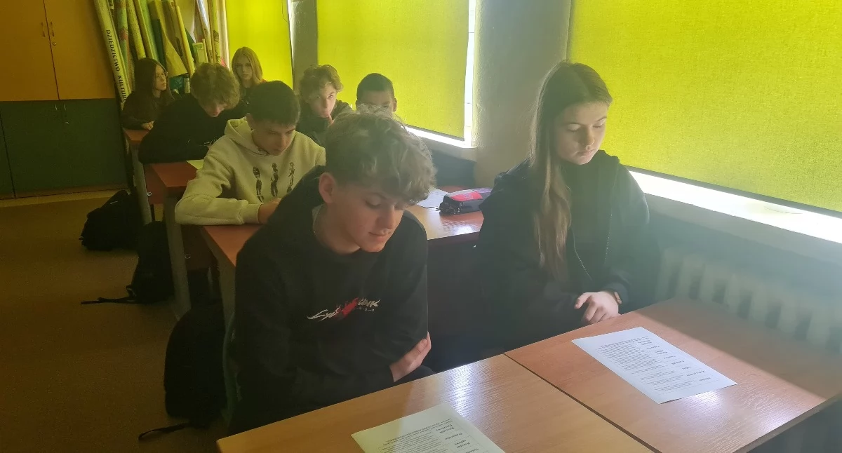 Dzień Edukacji Prawnej, czyli lekcja o prawie w praktyce w Zespole Szkolno-Przedszkolnym w Dobryszycach