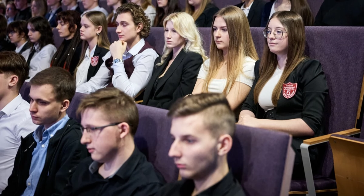 Uczniowie z Radomska stypendystami ze stypendiami w drugiej edycji programu “Młodzi zawodowcy”