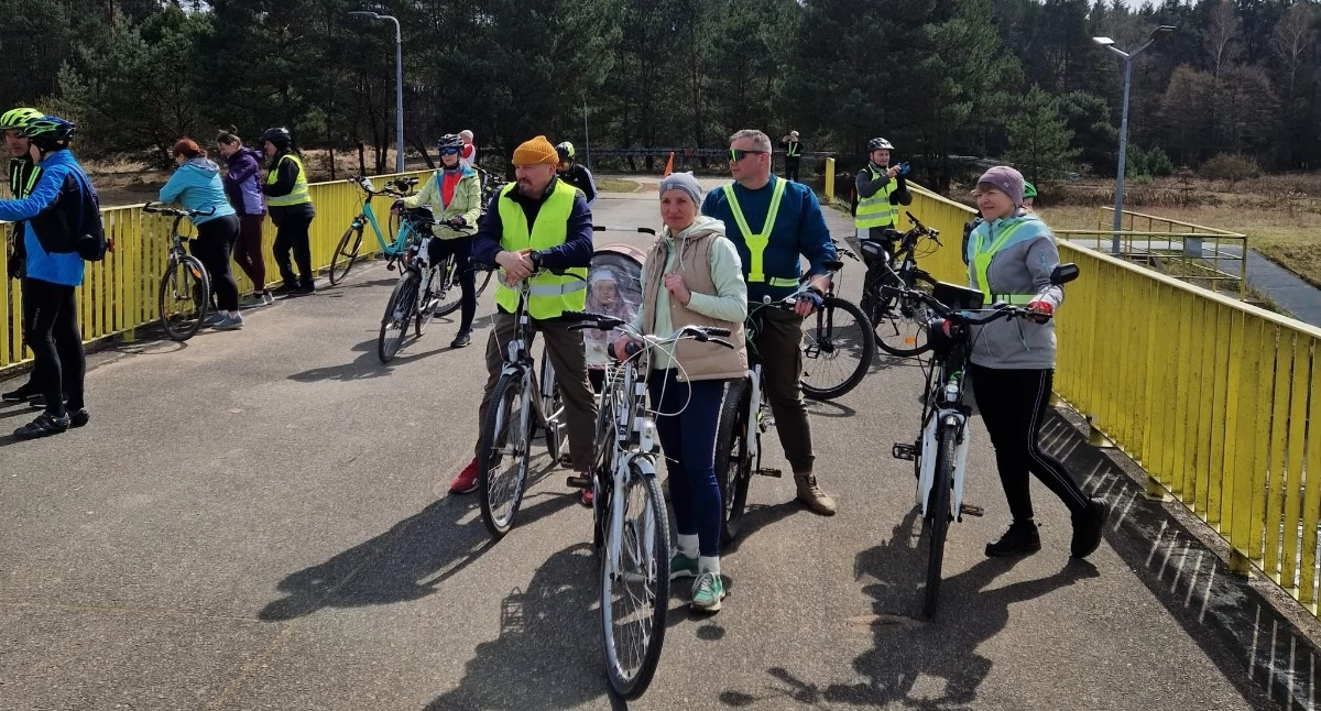 Rowerowy rajd z MOSiRe-em. Chętnych do wspólnego kręcenia kilometrów nie brakowało