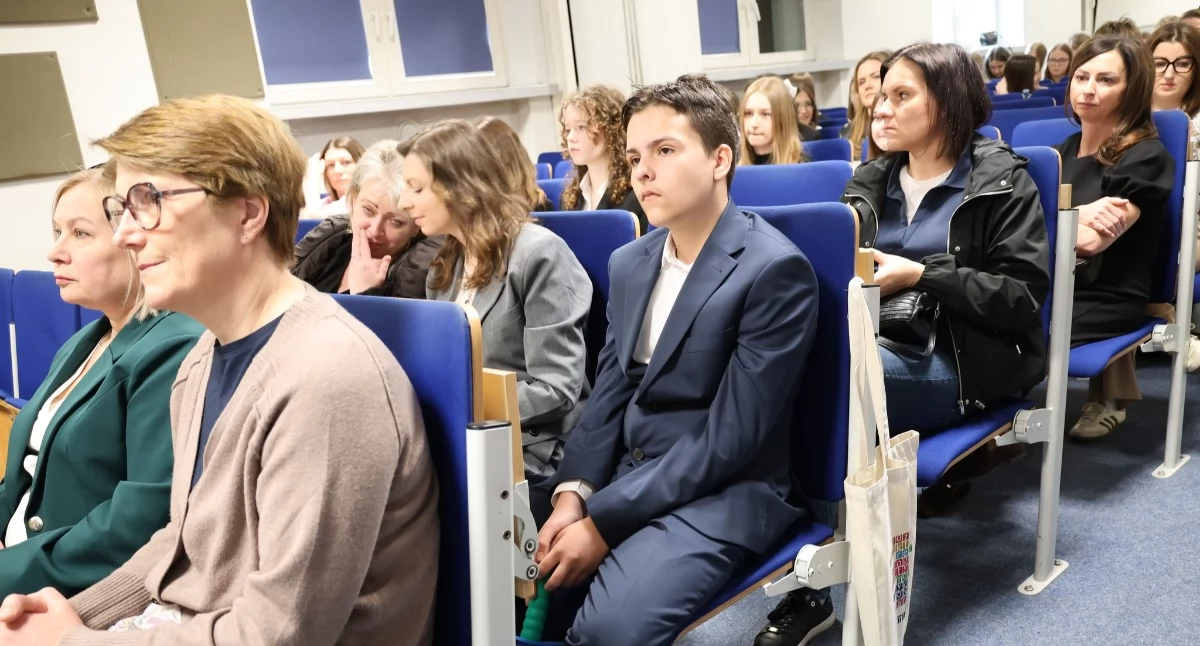Jak cudownie to brzmi. Uczniowie recytowali poezję w trzech językach obcych