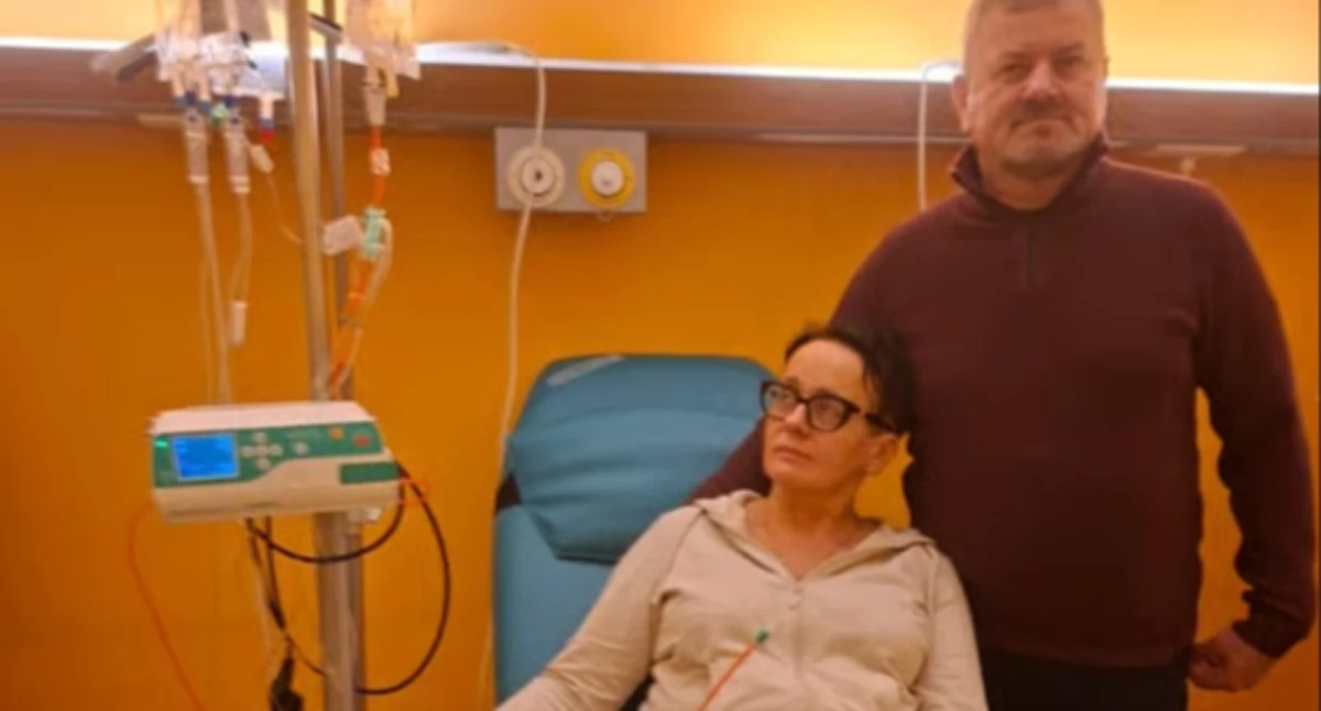 Rak zdublowany. Są małżeństwem, oboje mają po 53 lata. Oboje walczą z rakiem jelita grubego. Zbierają na leczenie w Niemczech