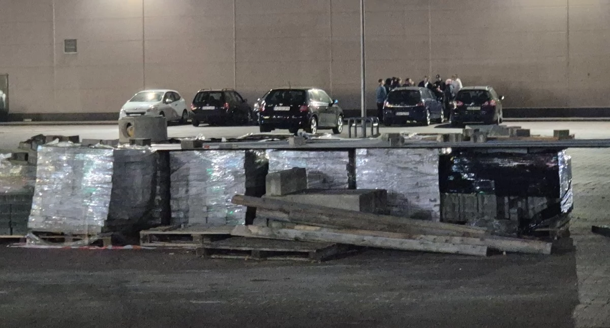 Młodzi: Gdyby ktoś w Radomsku stworzył miejsce dla nas, nie koczowalibyśmy na parkingu pod marketem