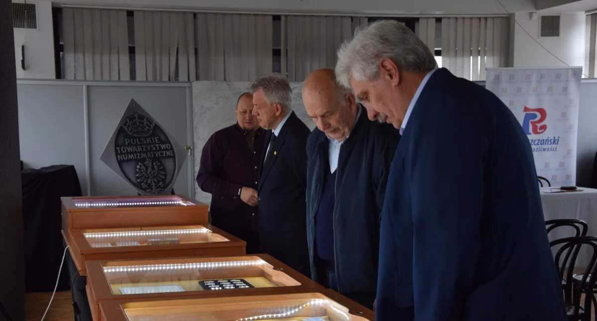 Proceder psucia pieniądza, czyli jak radomszczańscy numizmatycy świętowali jubileusz 40-lecia