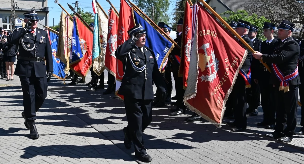 100-lecie OSP Woźniki w gminie Lgota Wielka. Jednostka odznaczona Złotym Medalem “Za zasługi dla Pożarnictwa”