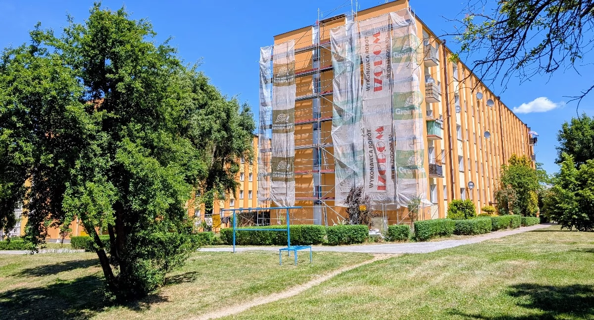 Czytelnik: - Po tych rusztowaniach można wejść komuś do mieszkania. Wiceprezes RSM: - Spokojnie, zaraz zdemontujemy