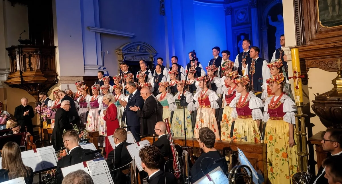 W Lambercie wybrzmiała kantata „Super Petram Claram” księdza Marka Cisowskiego