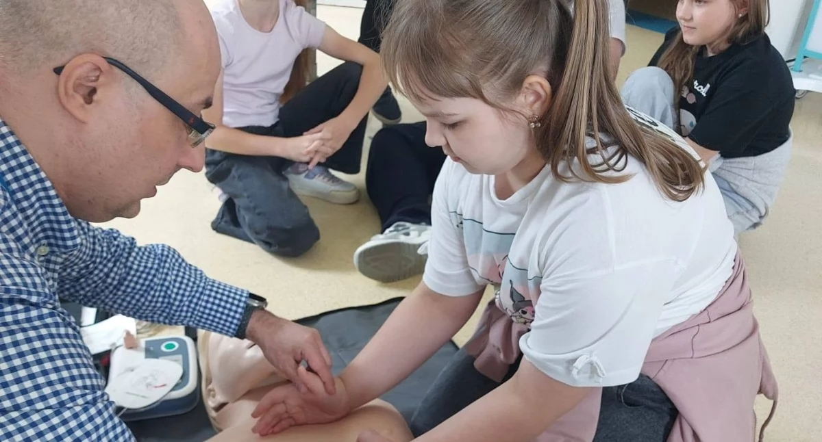 Uczniowie Siódemki na ważnej lekcji w Uniwersyteckim Szpitalu Klinicznym