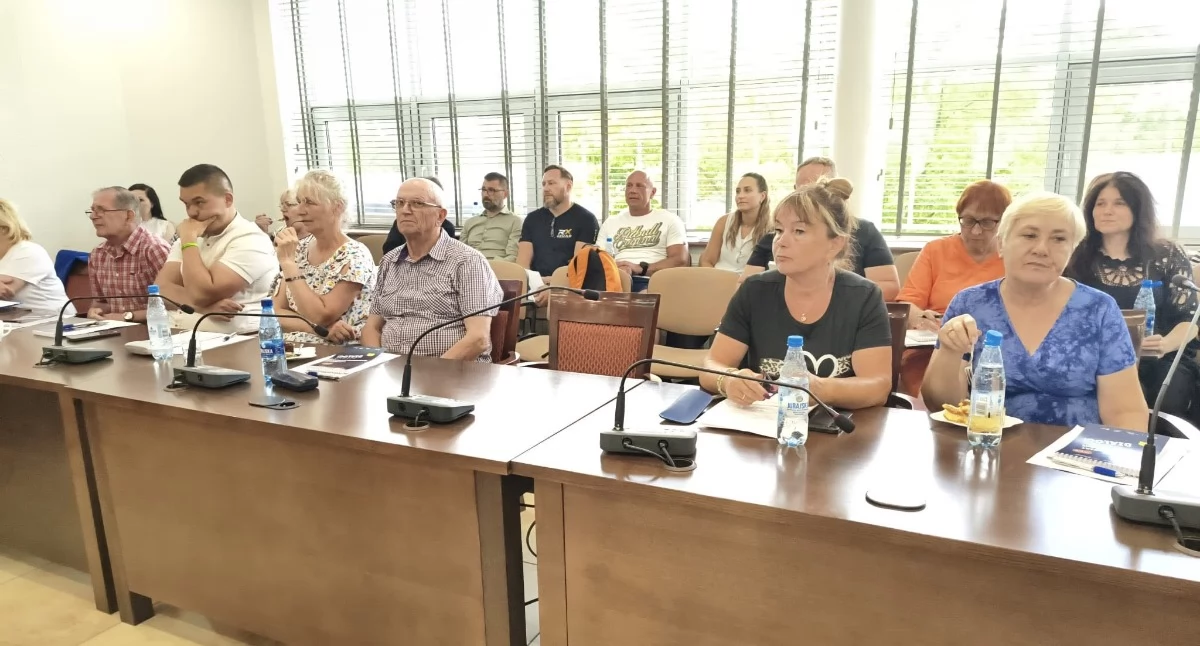 Kawa z NGO w starostwie powiatowym. O tym jak zdobywać granty na działalność