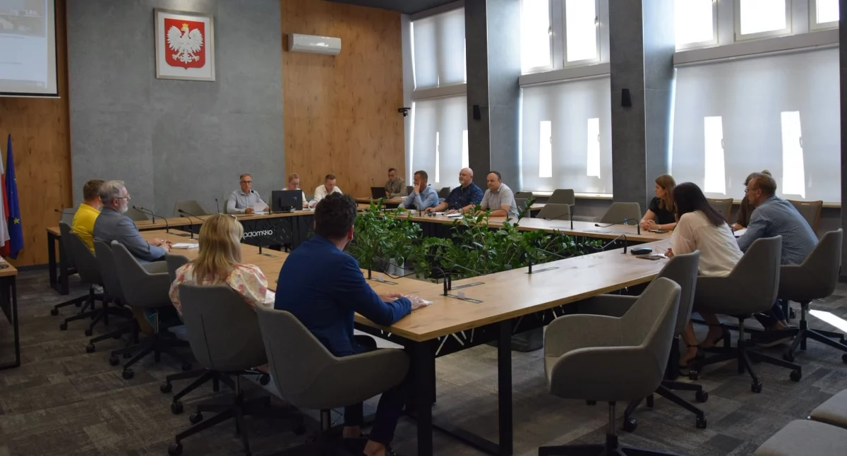 Ręce radnych precz od budżetu? Sąd zdecyduje. Ta batalia może mieć konsekwencje dla radnych w całej Polsce