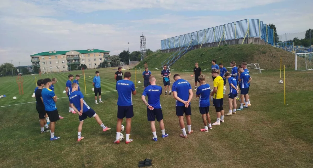 Sparingi RKS Radomsko i początek roszad: Faworytem do awansu będą spadkowicze z Bełchatowa