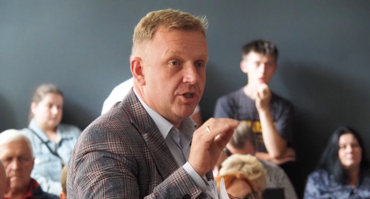 Więcek: „Prokuratura, świadomie lub nie, stała się aktorem na lokalnej scenie politycznej