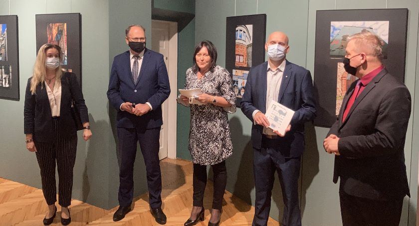 Różewicz Open Festiwal: w muzeum otwarto poplenerową wystawę