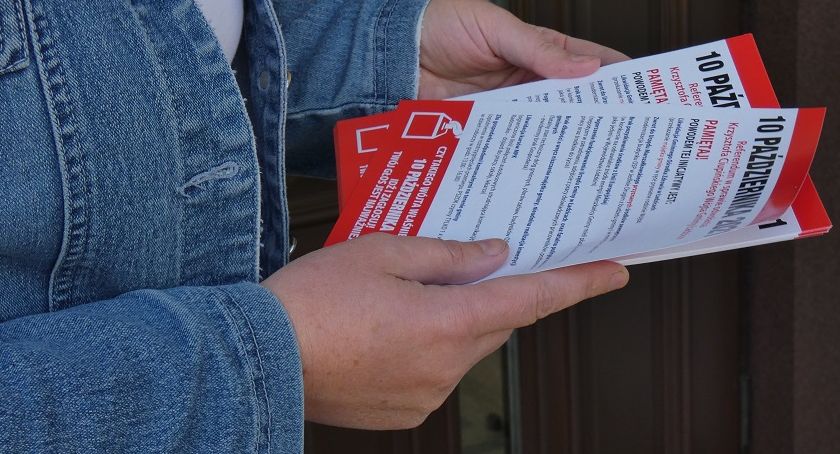 1215 mieszkańców zagłosowało za odwołaniem wójta Krzysztofa Ciupińskiego. Frekwencja wyniosła 32,93 procent