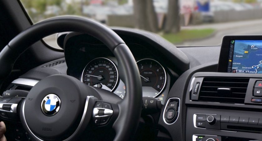 Rok temu kupił BMW po okazyjnej cenie. Teraz okazało się, że było kradzione