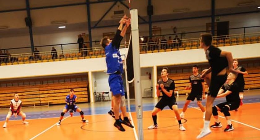 Pierwsza kolejka III ligi: METPRIM Volley Radomsko kontra PGE SKRA II Bełchatów