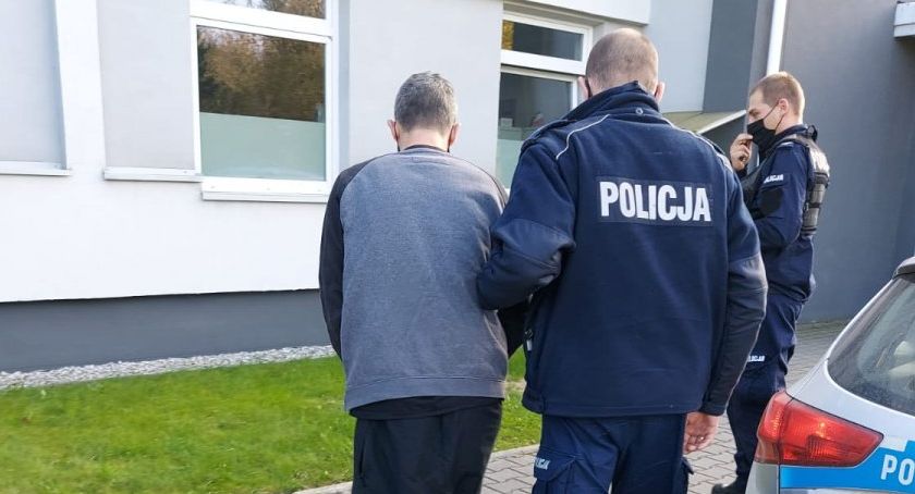 12 lat więzienia grozi 29-latkowi za rozbój. Został zatrzymany przez policję 