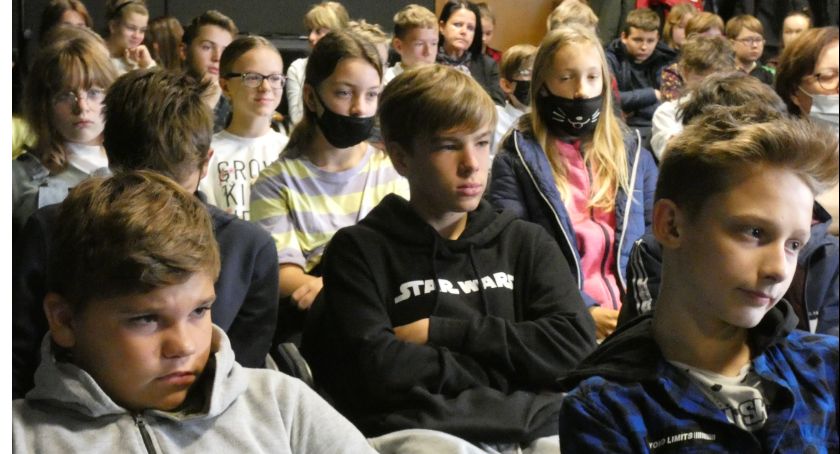 Młodzi Liderzy Klimatu: Nieobecni, nie wiadomo, czy usprawiedliwieni