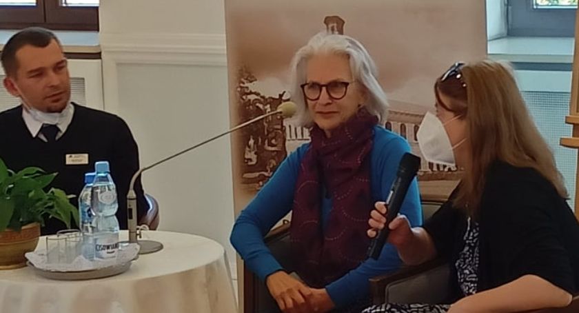  Spotkanie z Louise Steinman, autorką książki 