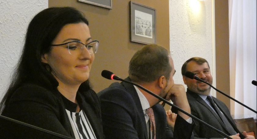 W powiecie też podwyżki dla radnych i zarządu, choć na razie cicho sza