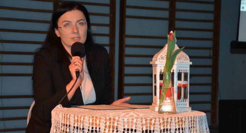 Starosta Beata Pokora: Pytasz się, synu, gdzie jest i jaka? Wieczornica z okazji 103. rocznicy odzyskania niepodległości