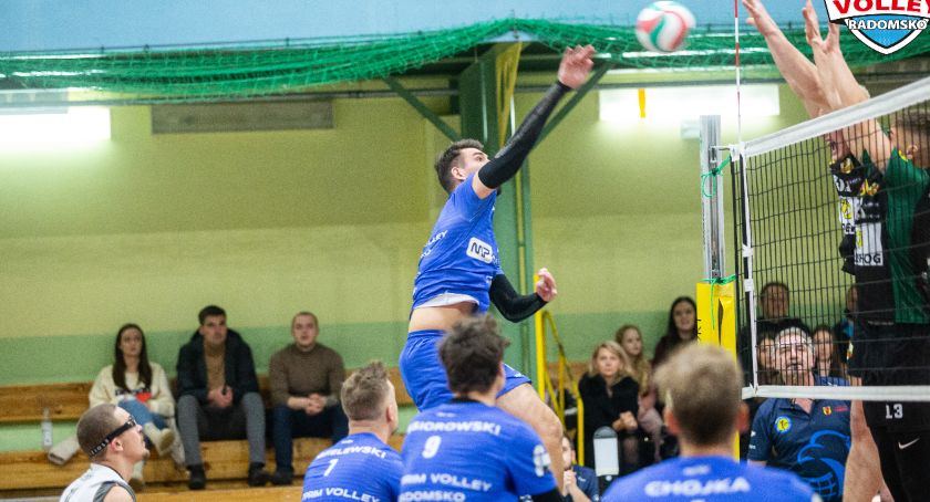 Siatkarze z Radomska wygrali na własnym boisku. Trzeba było powalczyć w tie-breaku