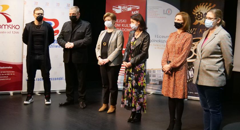 XVI Dni Kina rozpoczęte. Bohaterem tegorocznej edycji jest Marian Dziędziel