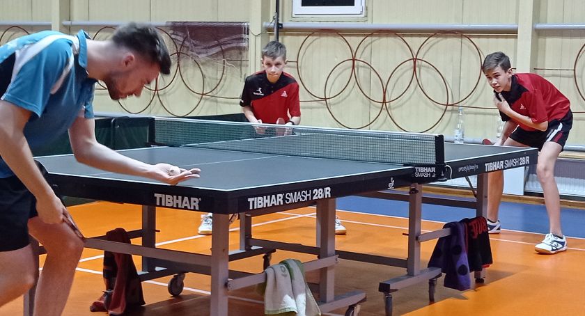 Tenisiści UMLKS-u znów rozbici. Sytuacja naszej drużyny coraz gorsza