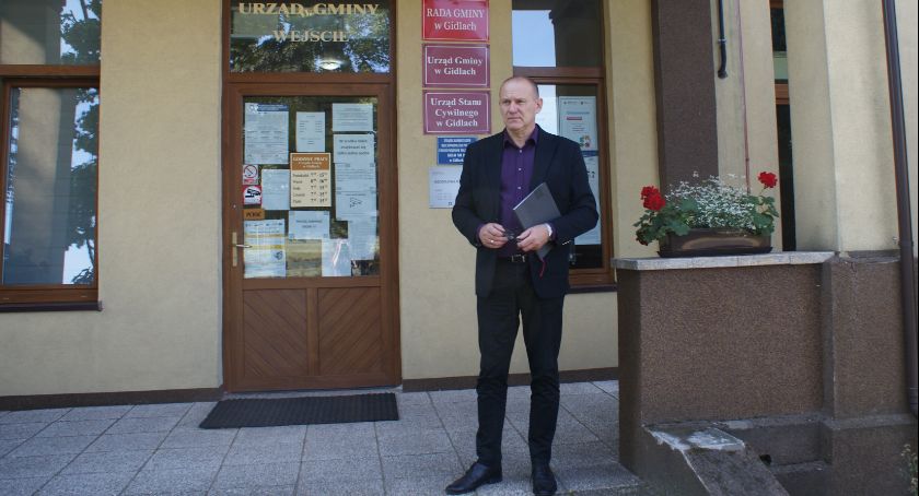 A jednak się da: w czterech gminach nie rzucili się na podwyżki dla władzy