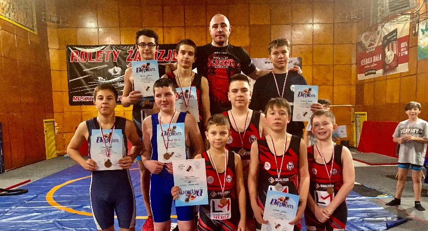 Podopieczni Terki z UKS Zapaśnik dziewięć razy stawali na podium