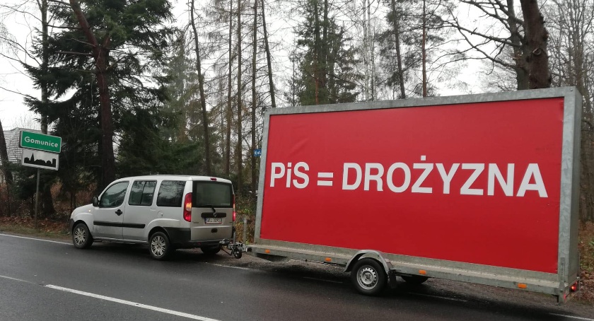 Dębski, Rząsowski i Więcek na zakupach. Porównali koszyk Dudy z 2015 do obecnych cen. - Te święta nie będą tanie