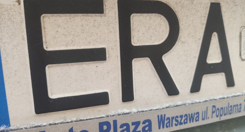 [2000] ERA na tablicach. To był skok w motoryzacji, bo i kolor 