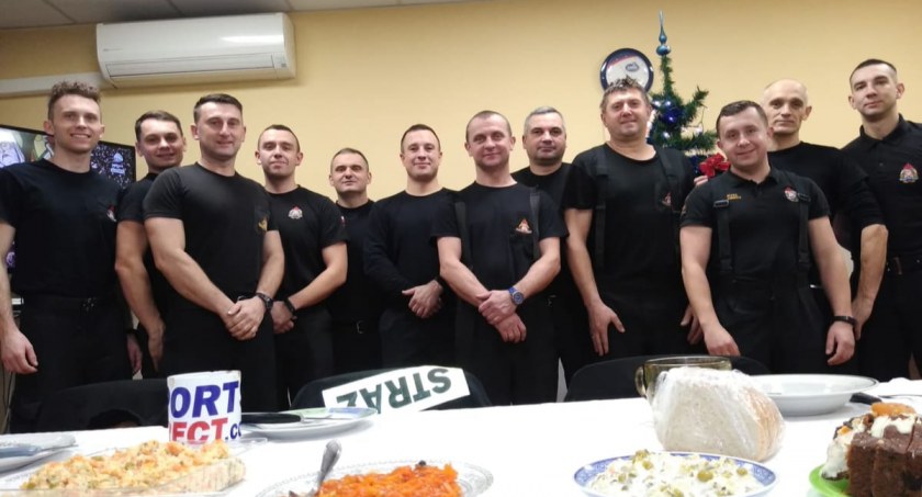 Pierwsza wigilijna zmiana strażaków KP PSP w Radomsku