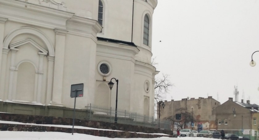 Na Sylwestra arcybiskup częstochowski udzielił wiernym dyspensy od postu i pokuty