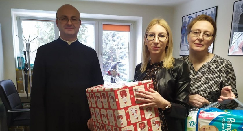 Paczuszka dla Maluszka - dary trafiły do najmłodszych mieszkańców powiatu