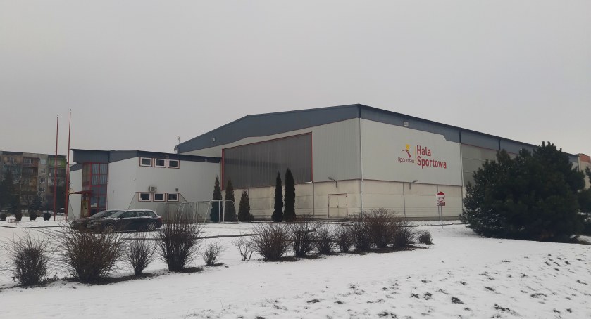 Umowa podpisana, firma SPORT-TRACK wybuduje boisko przy Szóstce. Ma być gotowe za 11 miesięcy