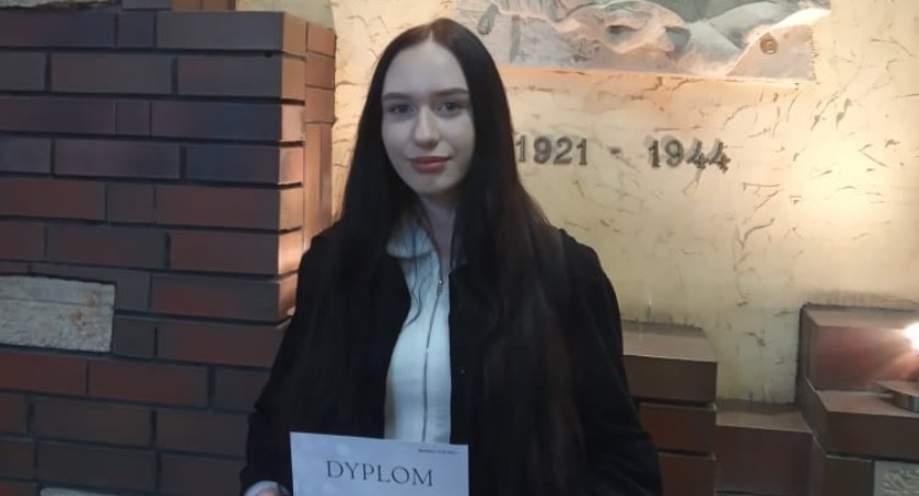 Nikola Burzyńska laureatką Ogólnopolskiej Olimpiady Mitologicznej