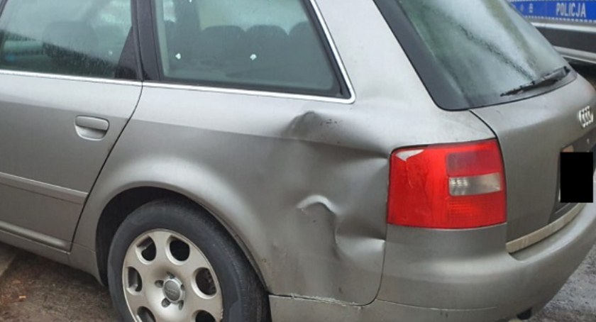 Parkingowy drifter dostał mandat. Zapłacił też za naprawę samochodu i automatu